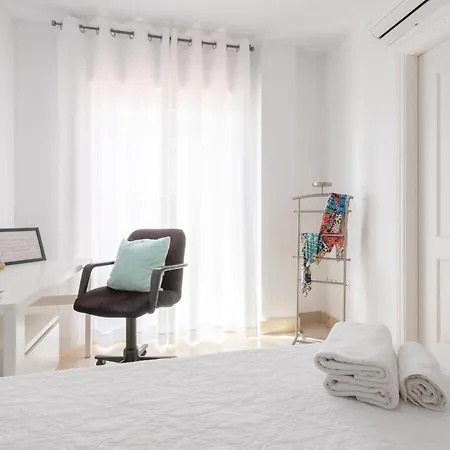 Atico Teatinos Apartment